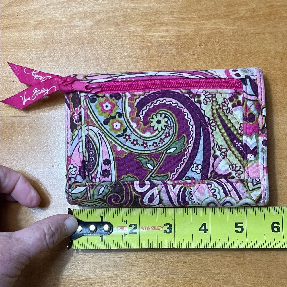 Vera Bradley Pink Paisley Pattern Quilted Wallet - Picture 4 of 8